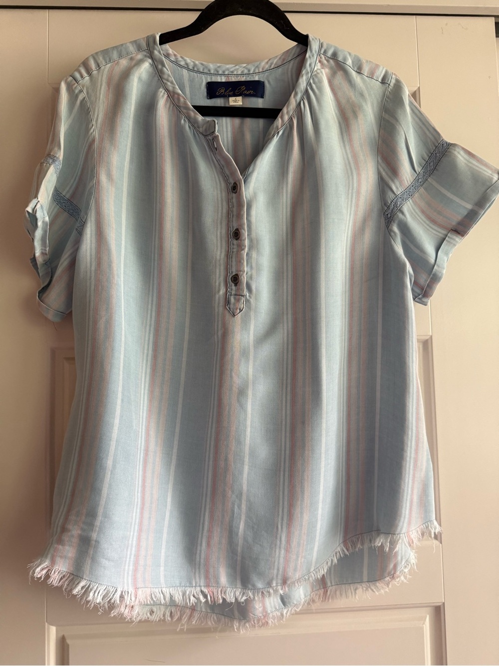 Ava & Viv Pastel Blue Striped Short Sleeve Henley Blouse